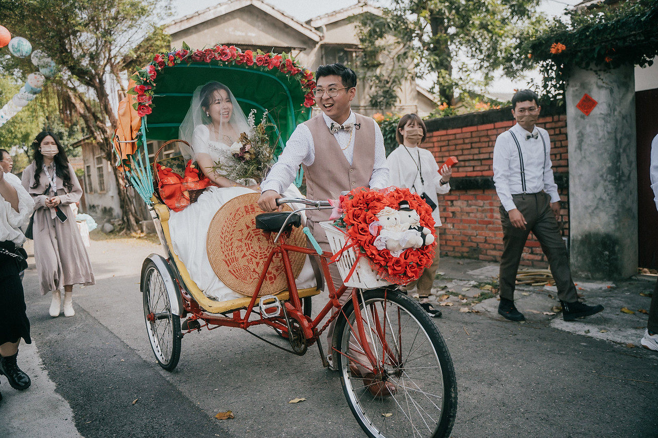 【2025新型態婚禮】六重點揭開微型婚禮浪漫面紗：高度客製化、派對般的家宴、主題婚禮模式、輕鬆與親友享受的獨特婚禮體驗