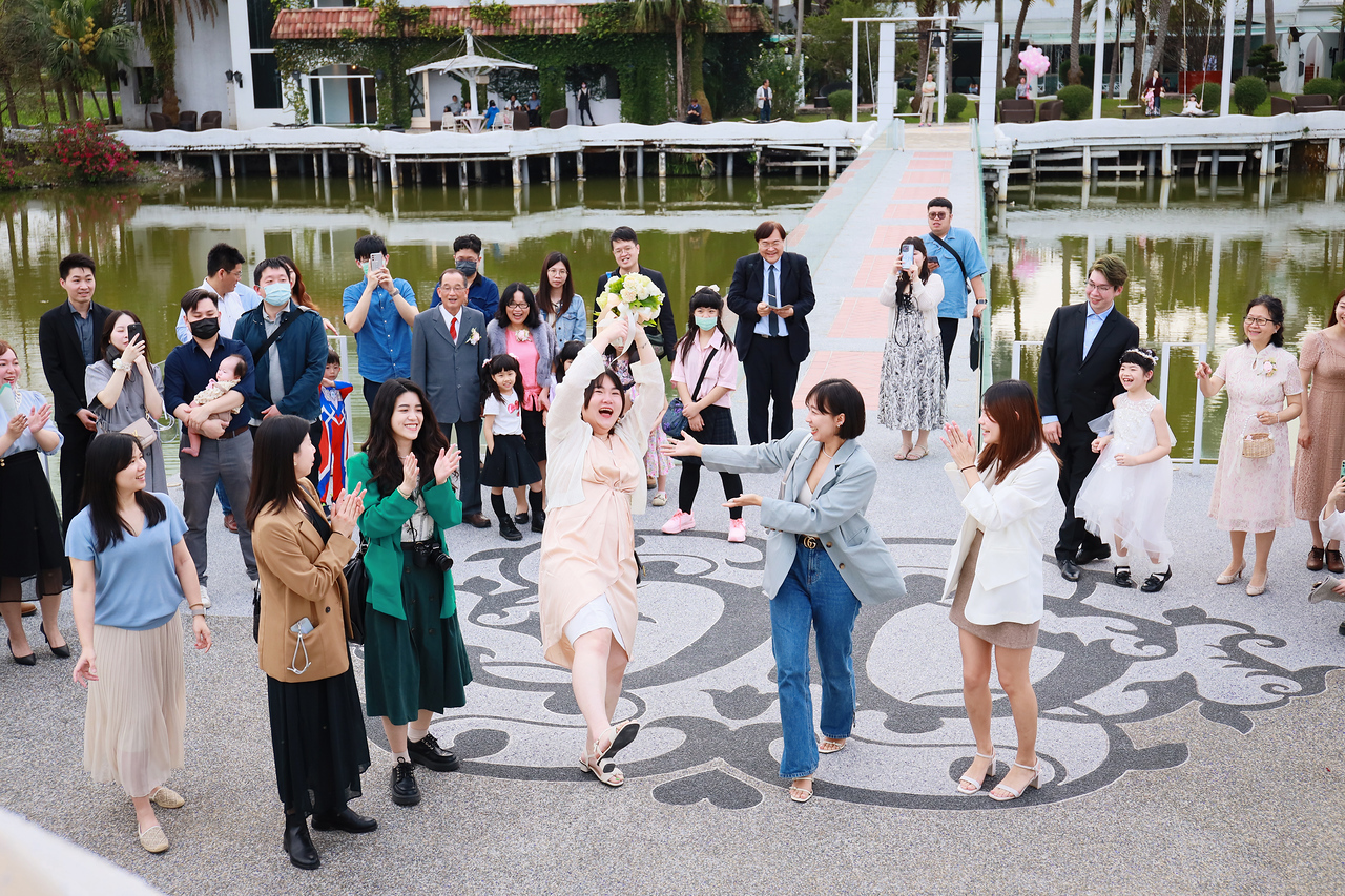 【2025新型態婚禮】六重點揭開微型婚禮浪漫面紗：高度客製化、派對般的家宴、主題婚禮模式、輕鬆與親友享受的獨特婚禮體驗