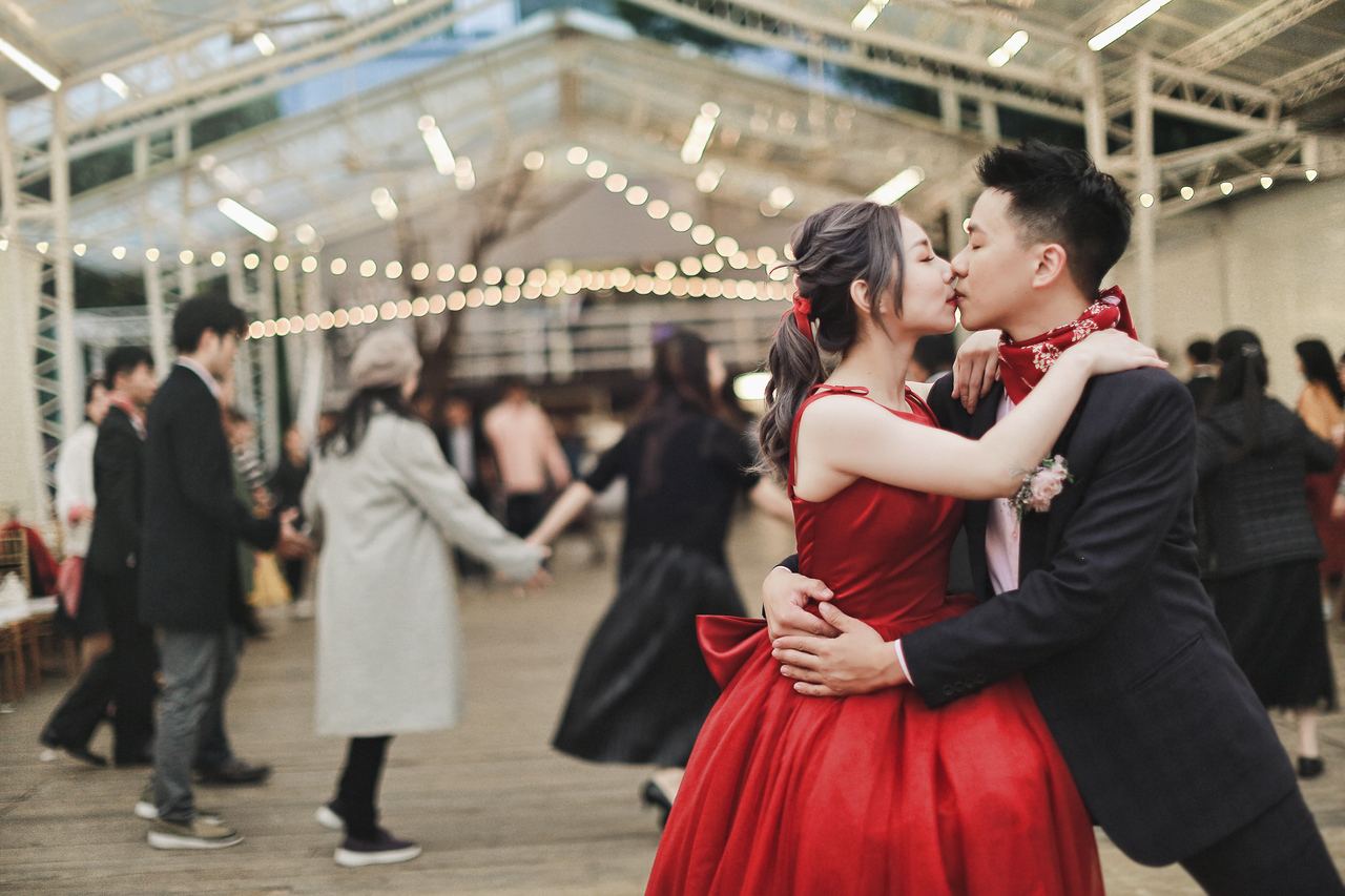 【2025新型態婚禮】六重點揭開微型婚禮浪漫面紗：高度客製化、派對般的家宴、主題婚禮模式、輕鬆與親友享受的獨特婚禮體驗