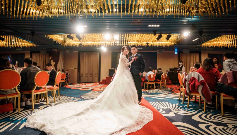 《新竹婚攝》幸福的我們讓愛更耀眼/晶宴會館 御豐館